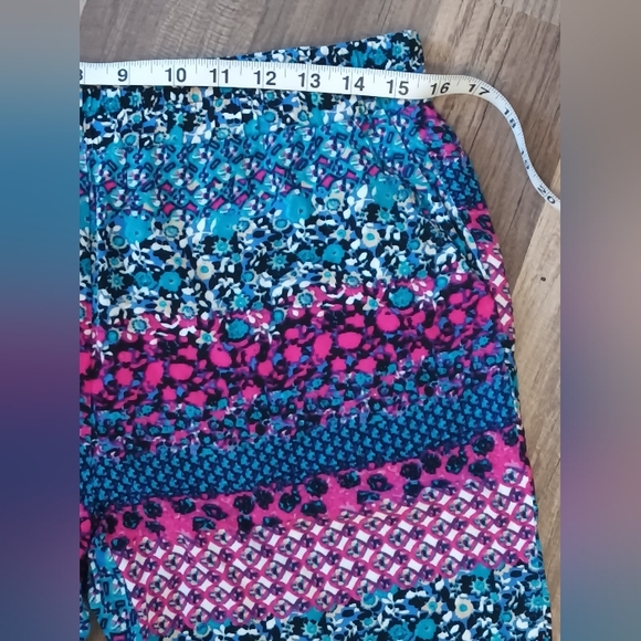 𝐁𝐎𝐍𝐆𝐎 𝐌𝐮𝐥𝐭𝐢𝐜𝐨𝐥𝐨𝐫𝐞𝐝 𝐋𝐨𝐨𝐬𝐞 𝐒𝐨𝐟𝐭 𝐏𝐚𝐧𝐭𝐬 - Picture 4 of 10